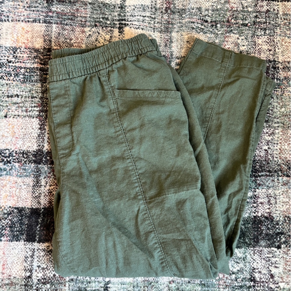 Old Navy Women's Olive Straight Leg Pants